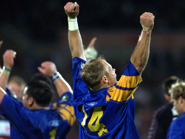 Jeff wilson celebrating for the highlanders